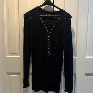 Great sweater to wear over leggings or jeans.